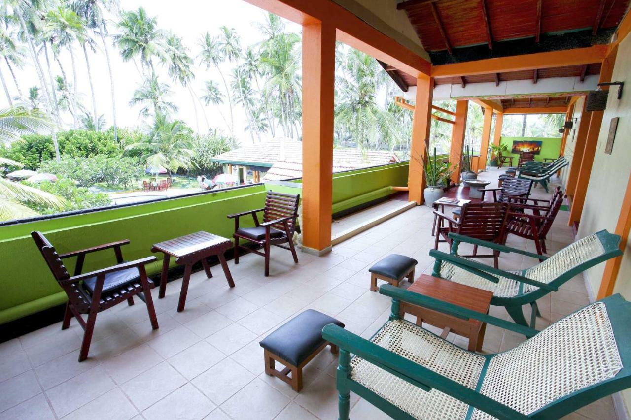 Life Ayurveda Resort Wadduwa Exterior photo